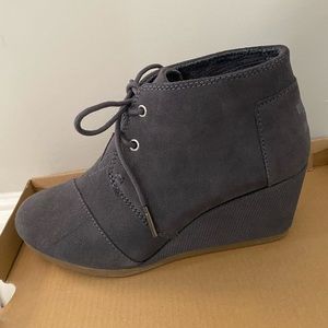 Toms Desert Wedge - Castlerock Grey Suede